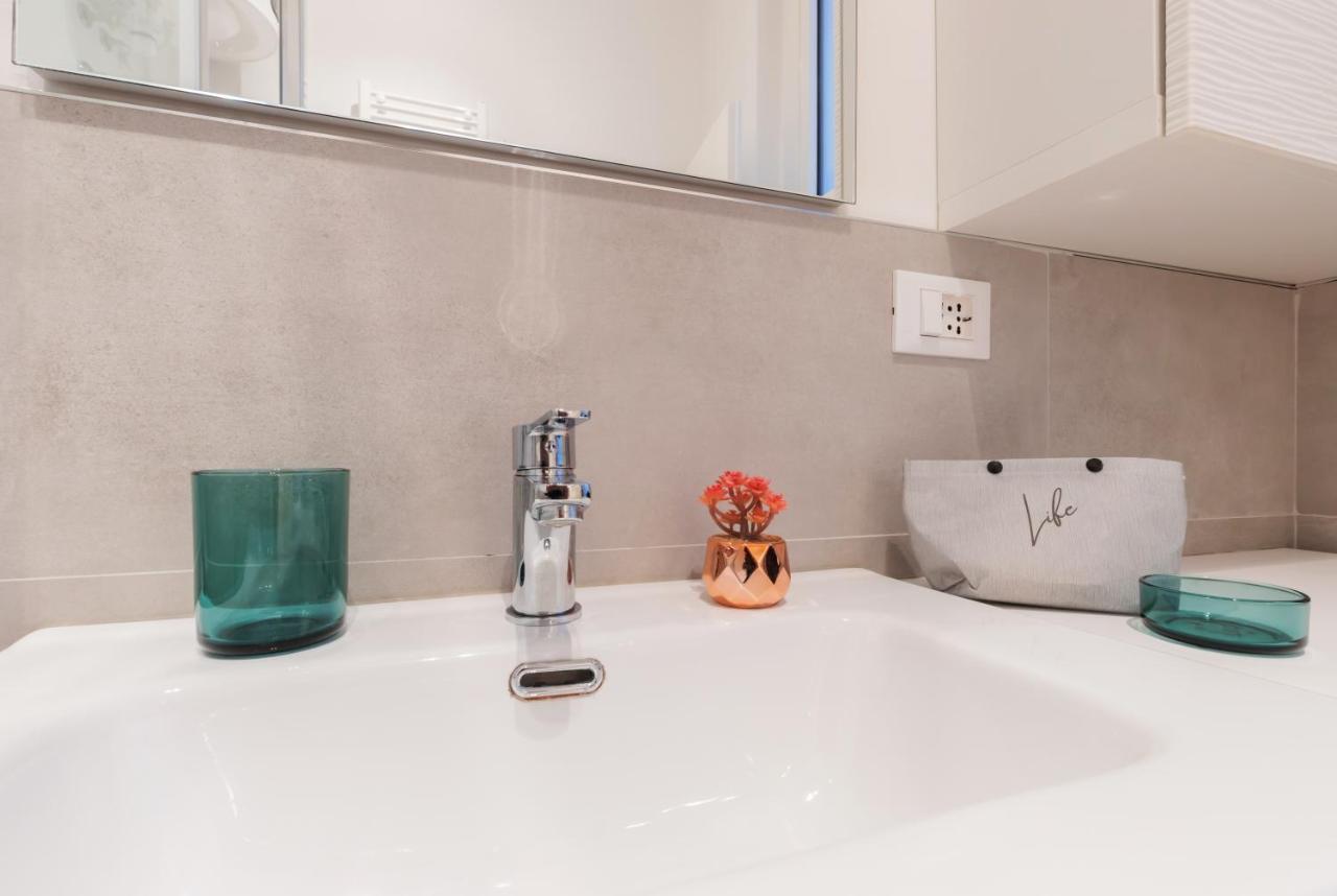 Nuovo Intimo Apt A 10Min Dal Duomo - Homeunity Milaan Buitenkant foto